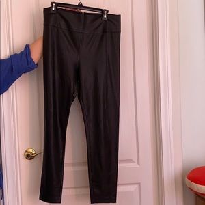 Leather leggings/pants